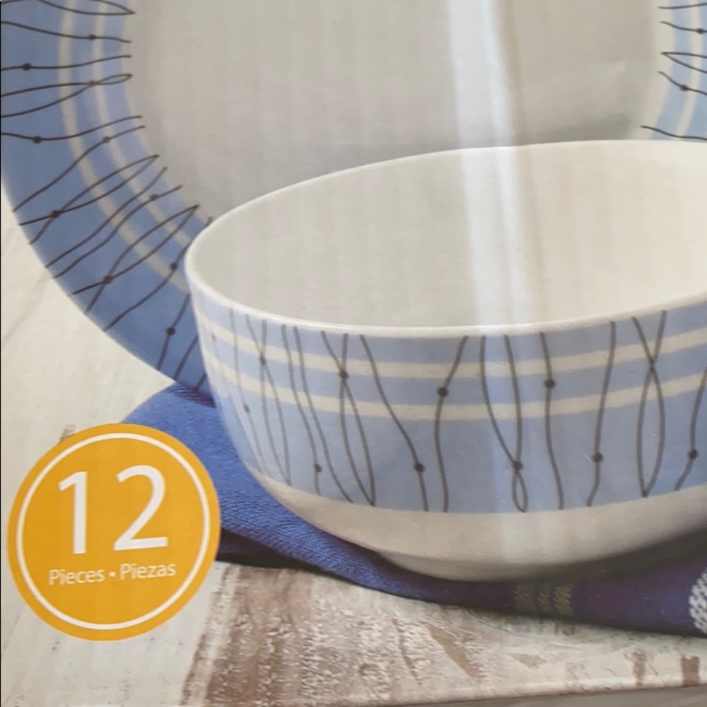Gibson Home Classic Blue 12 Piece Dinnerware Set, - Picture 4 of 4